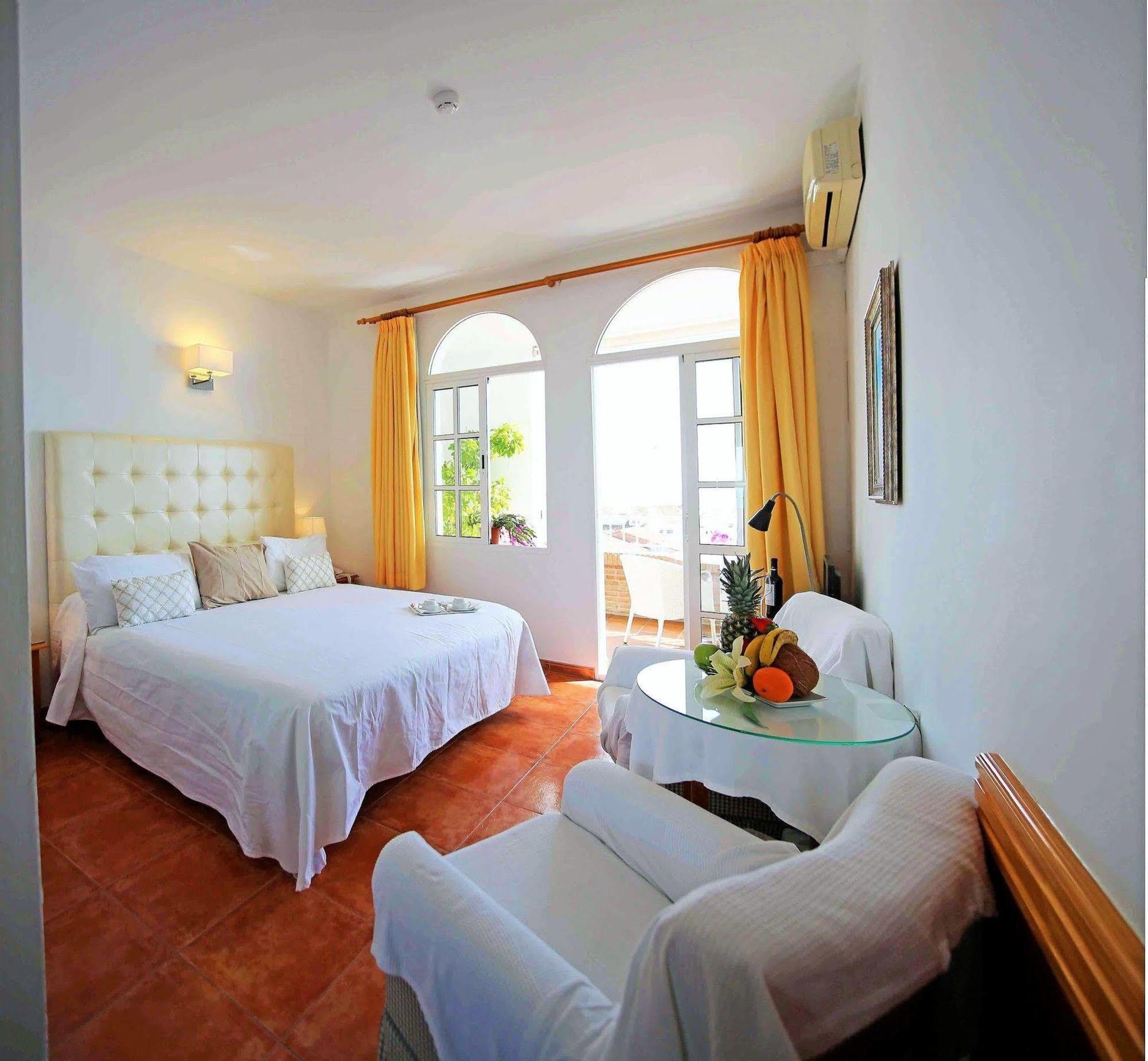 Casa Rosa * Benalmadena